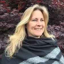 Sandra Wallin's Instagram, Twitter & Facebook