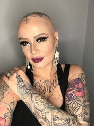 Anna Moffatt's Instagram, Twitter & Facebook