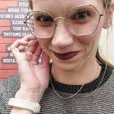 🎨 Abstract Painting in a virtual Art Studio