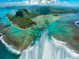 Semoga info tersebut bisa bermanfaat dan dapat menambah pengetahuan. Denmark Strait Cataract Air Terjun Terbesar Dunia Yang Letaknya Di Bawah Laut Indozone Id