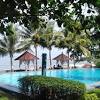 Tiket masuk pelabuhan ratu seharga rp 3.000/orang. 1