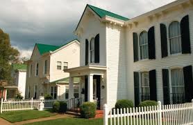 Mt Sterling Montgomery County Ky Offer Plenty Of Housing Options Historical Homes Housing Options My Old Kentucky Home Great Places