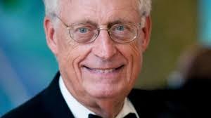 Kenneth Mcelroy's Instagram, Twitter & Facebook