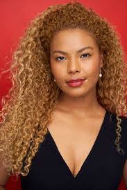 Jeanette Maxie's Instagram, Twitter & Facebook