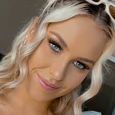 Lauren Seale's Instagram, Twitter & Facebook