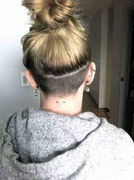 17 undercut frisuren frauen einzigartig um ihren look mit ausstrahlung aufzuladen aufzula frisuren undercut frauen lange haare undercut frisuren frauen