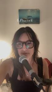 Helen Rae Glindemann (@helenraemusic) • Instagram photos and videos