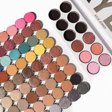 1 count (pack of 1). Kylie Cosmetics Build Your Own Palette Provides 12 Shades Chic Moey