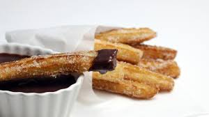 Acqua, zucchero, burro e un pizzico di sale. Ricetta Originale Churros Fritti O Al Forno Segretodonna