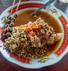 Kandungan gizi dan manfaat kupang sebagai sumber protein hewani, kupang mengandung 17 asam amino, 10 di antaranya merupakan asam amino esensial, yaitu asam amino yang tidak dapat dibentuk oleh. 7 Rekomendasi Tempat Makan Lontong Kupang Di Surabaya Wajib Dicoba