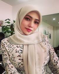 I gusti ngurah oka, memberikan definisi sebagai berikutilmu yang mengajarkan tindak dan usaha yang untuk dalam persiapan, kerjasama, serta kedamaian ditengah masyarakat. Chisa Veraruift Twitter
