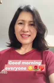 Happy smile for a happy Friday. Have a superb weekend, to all of you.