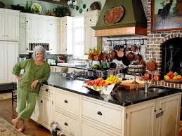 Paula Deen S Kitchen Via Eclecticrevisited Com Kitchen Inspirations Celebrity Kitchens Kitchen Counter Design