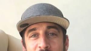 Aaron Rodgers Reveals Quarantine Beard And He D Fit Perfectly In Castaway