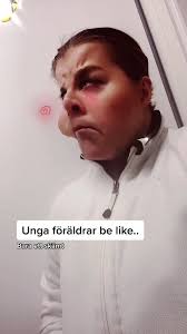 Lucas Simonsson Mamma Max