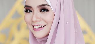 Remy ishak, mira filzah, sarah hildebrand, syazwan zulkifly, adik aydeen mikael, elisya sandha, mustaqim bahadon, dian p. Drama Pujaan Hati Kanda Trending Di Youtube Malaysia Sensasi Selebriti