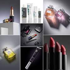 Do not forget about different accessories like caps, belts, bags, and shoes. 6 Cosmetic Product Photography Ideas
