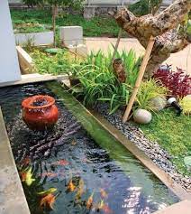 Anda bisa membuat kolam yang sederhana atau dengan bermacam motif unik. Desain Kolam Ikan Di Halaman Rumah Desain Rumah Idaman