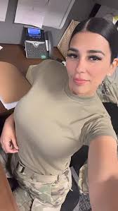 Wow, you're gorgeous. Are you in the Army FOS so you in the military? I  sure 20 years in the morning core retired.