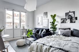 50 Cozy Minimalist Studio Apartment Decor Ideas Roundecor Apartment Bedroom Decor Apartment Room Small Apartment Furniture