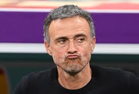 Luis Enrique, sense pietat amb el Barça, obre una nova via de negociació  més dolorosa que