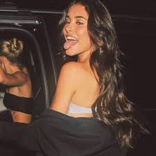 She was born on march 5, 1999 in jericho, long island, new york. Selfish Slowed Madison Beer By Fer Razera
