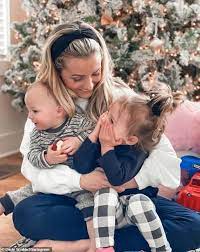 Carly waddell and evan bass announced their split in december 2020, but could they be getting back together? The Bachelor S Carly Waddell Is Very Sad After Announcing Separation From Evan Bass Aktuelle Boulevard Nachrichten Und Fotogalerien Zu Stars Sternchen