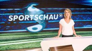 Submitted 3 months ago by c3ndre to r/deutscheeishockeyliga. Fussball Sportschau Steht Nicht Unter Naturschutz Fussball Schwarzwalder Bote