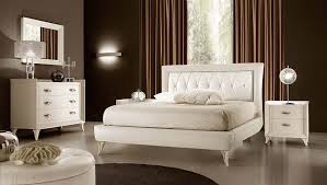 Imbottitura letto in arredamento zona notte. Letti Imbottiti Ferretti Ferretti