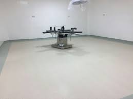 Permukaannya juga anti slip dan mudah di bersihkan. Vinyl Rumah Sakit