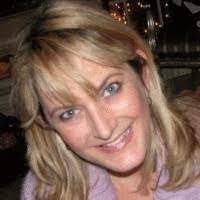 Renee Hebert's Instagram, Twitter & Facebook