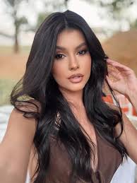 Julia Marques (@juliamarque_s) • Instagram photos and videos