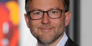 Prof. Dr. Florian Bauer