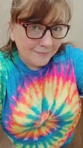 CapCut .... who's the girl ..