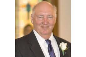 Earl Spillman's Instagram, Twitter & Facebook