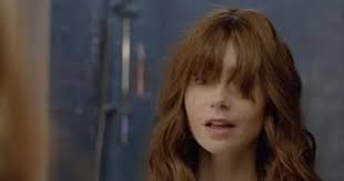 Hình ảnh khác lạ của Lily Collins trong 'Emily in Paris' phần ba