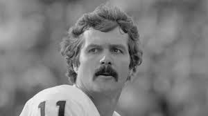 Draft bust David Klingler.. Bengals q.b. 1992-95, Raiders 1996-97. Also  spent training camp with the Packers in 1998 but was cut before the opener.