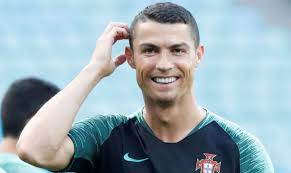 Cr7 tira onda durante treino. Spanish Soccer Cristiano Ronaldo Makes Offer To Spanish Taxman Two Year Prison Term And 18 8 Million Fine News El Pais In English