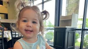 Rosalind Bennett's Instagram, Twitter & Facebook