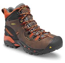 We review the top brands to test their traditional, steel toe, waterproof, and winter work traditional work boots are great for jobs that require lots of time on your feet on hard surfaces such as construction, warehouses, welding shops, etc. Best Work Boots 2021 Steel Toe Work Boots