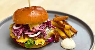 A quick and easy fried chicken burger with sriracha mayo recipe, from our authentic american cuisine collection. 10 Easy And Tasty Fried Chicken Burger Recipes By Home Cooks Cookpad