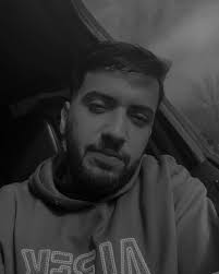 ابيض واسود لو اللوان؟