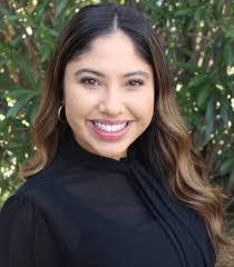 Arianna Moreno's Instagram, Twitter & Facebook