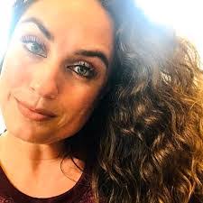 Jeri Dillon's Instagram, Twitter & Facebook