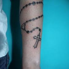 These tattoos are prominent among bikers and even fascinate to men and women. Simple Barbed Wire Cross Tattoo Elegant Arts Tattoo