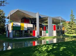Le corbusier's final piece of architectural work. Heidi Weber Centre Le Corbusier Zurich Picture Of Le Corbusier House Zurich Tripadvisor