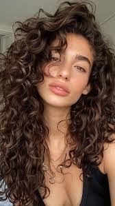 Shannon Costanzo's Instagram, Twitter & Facebook