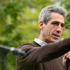 Evanston Mayor Biss to seek another term, looking 'to make even more  progress'