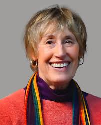 Elizabeth Darrow's Instagram, Twitter & Facebook