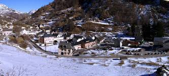 Idéale pour les amoureux de ski et de beaux panoramas, débutants comme initiés. Albums Photos Cirque De Gavarnie Station De Ski Fond Piste